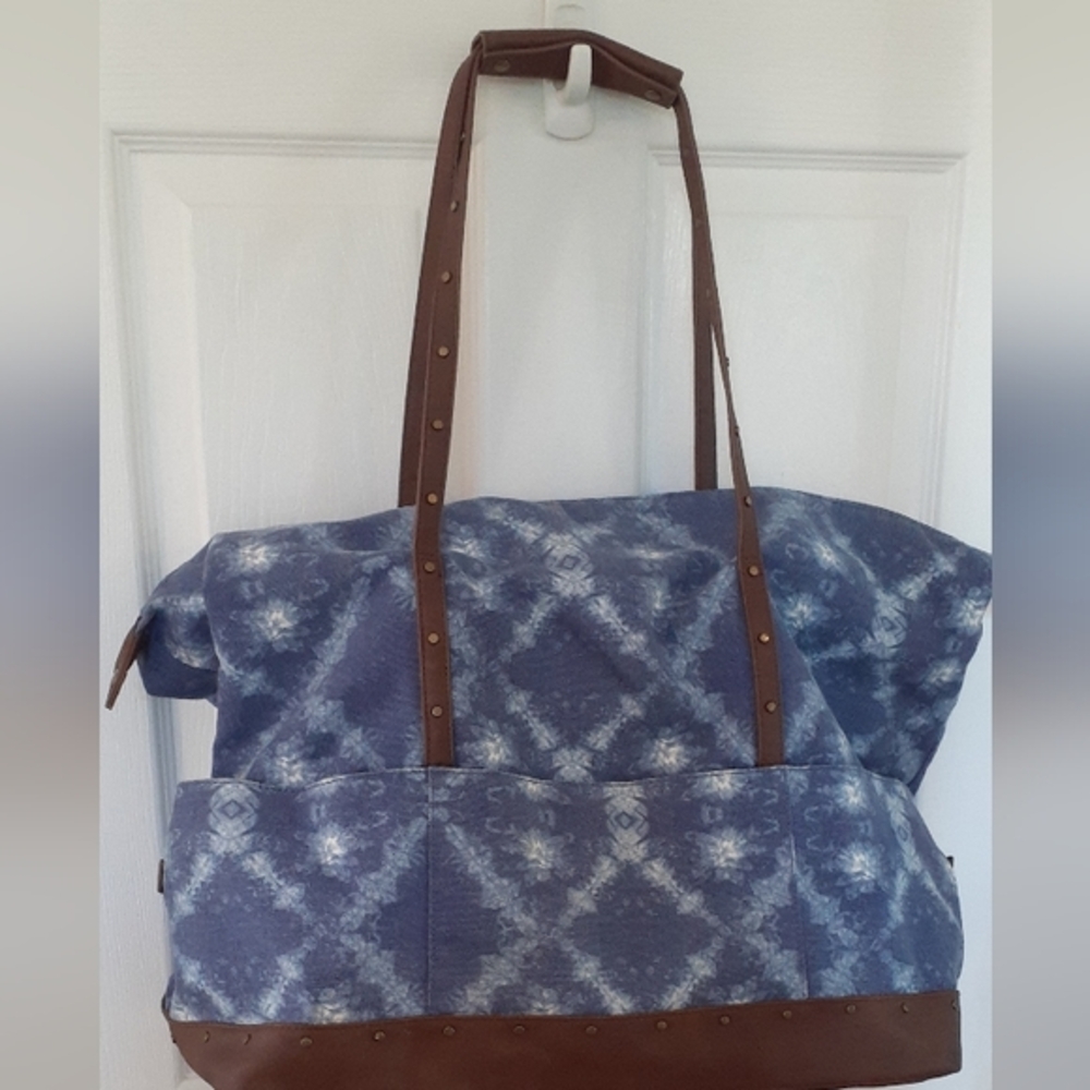 Style and Co canvas blue tie dye large weekend travel bag faux leather t…